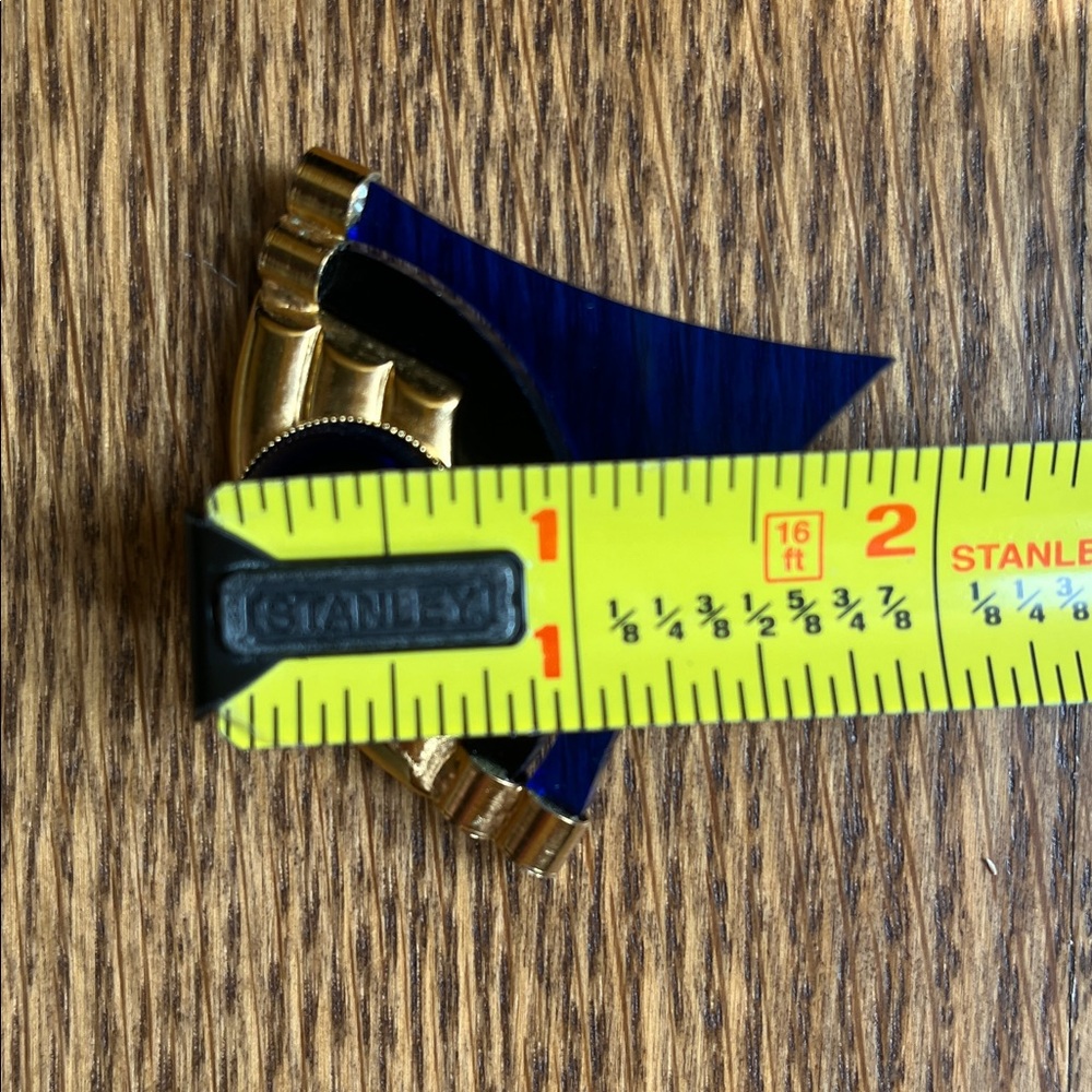Vintage earrings. Clip on. Purchased at Susan of Burlingame. - Picture 4 of 6